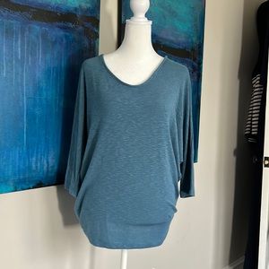 Laila Jayde Bowie Dolman Sleeve Knit Top - M